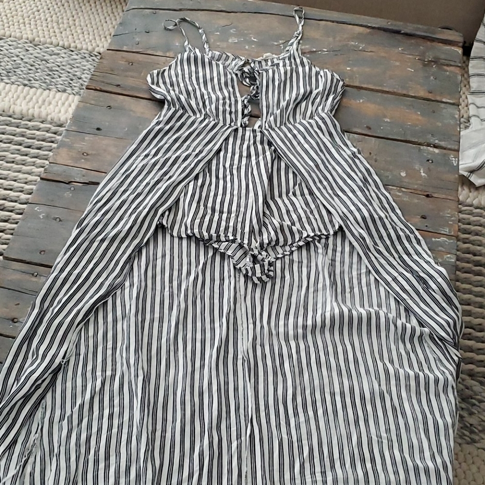 Black white striped short romper w skirt